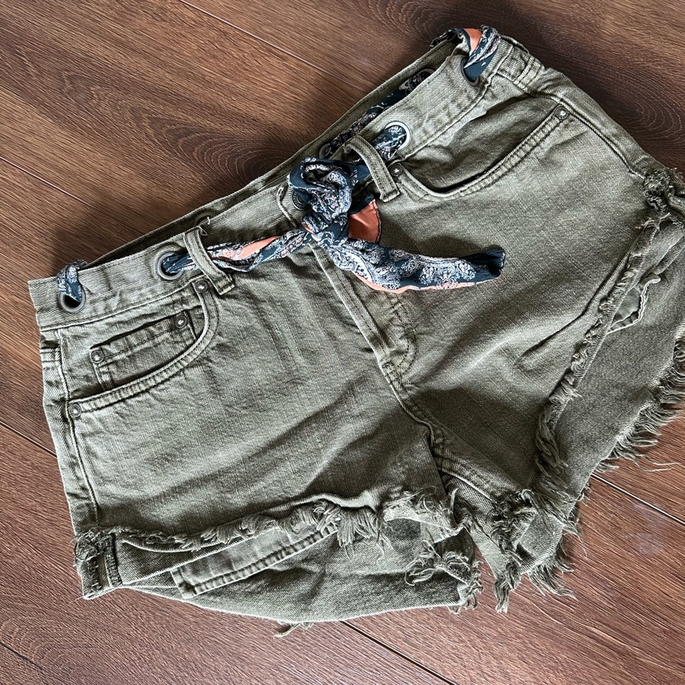 Free People Shorts w/ Scarf Belt